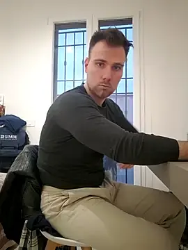 Stripchat Live Porn of mrlyuis