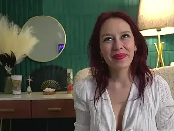 Stripchat Sex Cam of HaileyMoonn