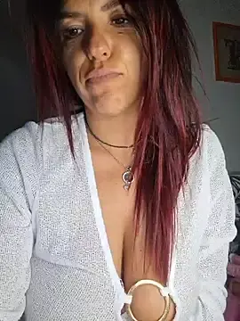 Stripchat Live Sex Cam of allyson22andy