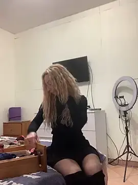 Stripchat Live Sex of harleyejoker1