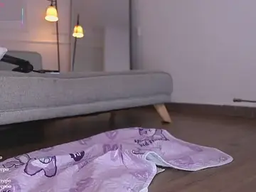 Stripchat Sex Cam of CATALINA_RESTREPO