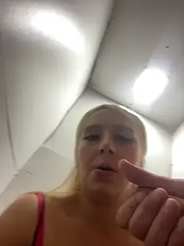 Stripchat Sex Chat of hotamanda01