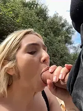 Stripchat Adult Webcam of hotamanda01