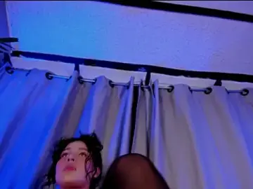 Stripchat Adult Webcam of EviePhoenix