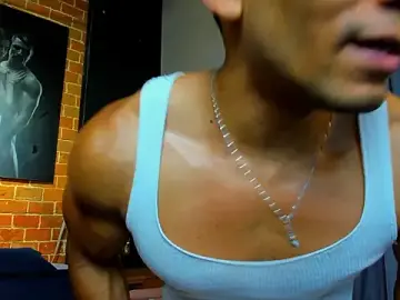 Stripchat Live Sex of IAN_KNOX