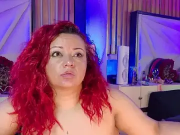 Stripchat Sex Cam of LilyyBigAss