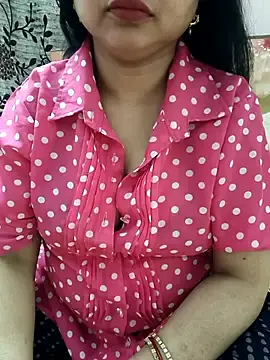 Stripchat Free Porn Cam of cutesana18