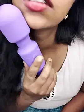 Stripchat Sex Chat of kannada_siri123