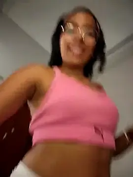 Stripchat Free Live Porn of SheenaBrooke