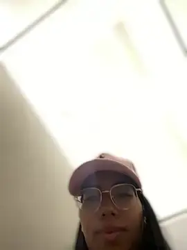 Stripchat Live Sex Cam of SheenaBrooke