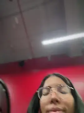 Stripchat Live Sex Cam of SheenaBrooke