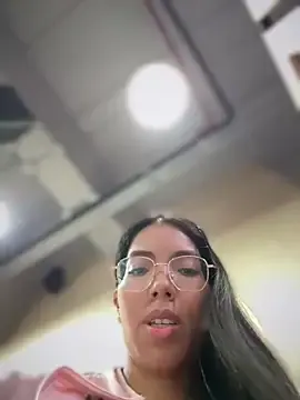 Stripchat Free Porn Cam of SheenaBrooke