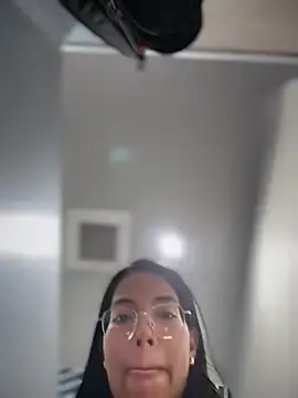 Stripchat Nude Webcam of SheenaBrooke