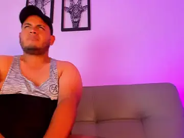 Stripchat Free Porn Cam of jay_kross1