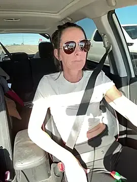 Stripchat Live Sex Cam of Edens_Promise