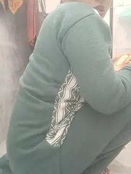 Stripchat Live Sex Cam of KAJALBHABHI_