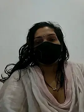 Stripchat Nude Webcam of KAJALBHABHI_
