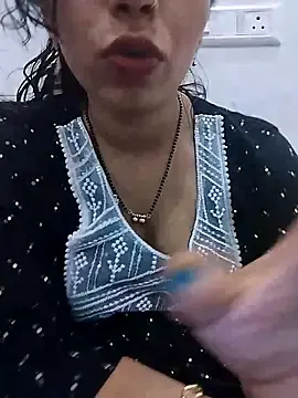 Stripchat Sex Chat of KAJALBHABHI_