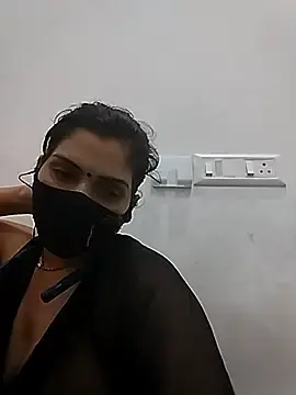 Stripchat Sex Cam of KAJALBHABHI_