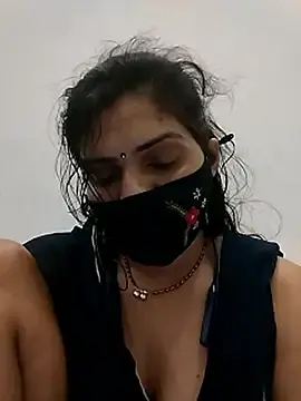 Stripchat Live Sex Cam of KAJALBHABHI_