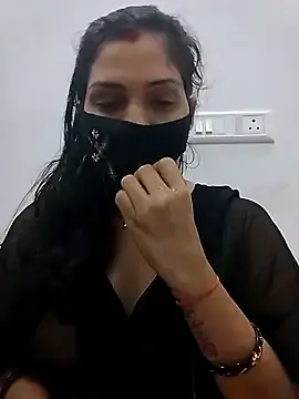 Stripchat Adult Webcam of KAJALBHABHI_