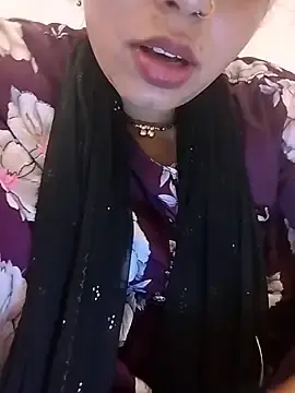 Stripchat Live Sex of KAJALBHABHI_