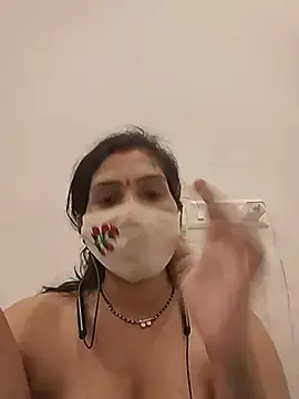 Stripchat Adult Video Chat of KAJALBHABHI_