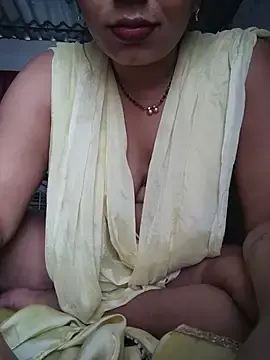 Stripchat Adult Webcams of KAJALBHABHI_