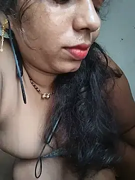 Stripchat Sex Cam of KAJALBHABHI_