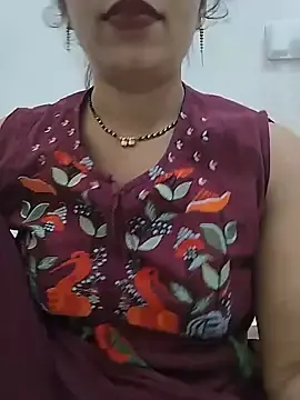 Stripchat Free Live Porn of KAJALBHABHI_
