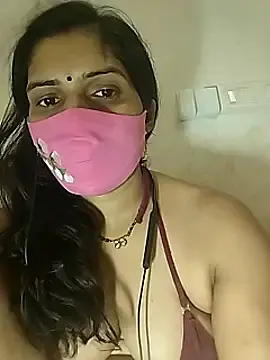 Stripchat Adult Webcams of KAJALBHABHI_
