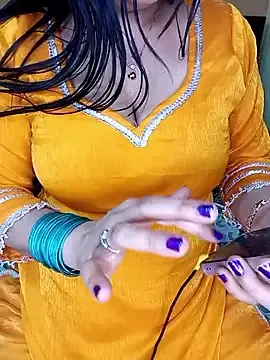 Stripchat Live Sex Cam of PRIYA_22