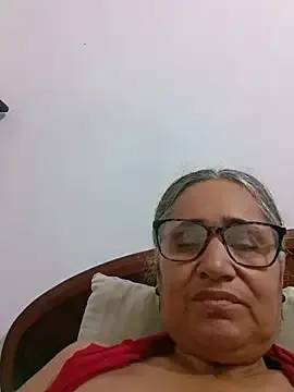 Stripchat Sex Cam of _candi