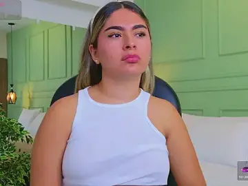 Stripchat Watch Live Sex Cams of kataliina__