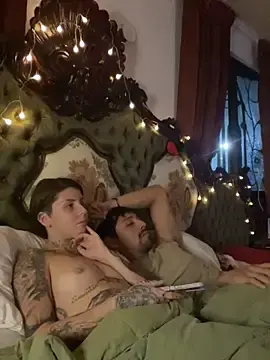 Stripchat Adult Webcams of Izy_cute_