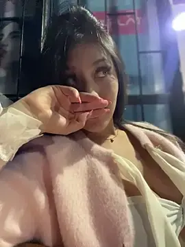 Stripchat Sex Cam of MiaJones21