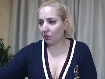 Stripchat Free Live Porn of sweetpussy