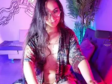 Stripchat Sex Cam of Emmi_Roberts