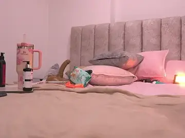 Stripchat Adult Webcams of violeta_aroca