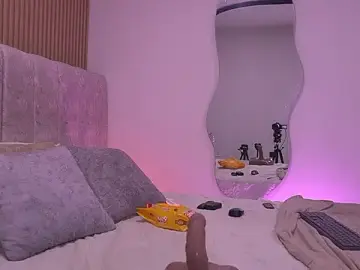 Stripchat Adult Webcams of violeta_aroca