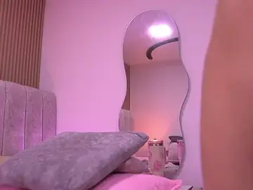 Stripchat Live Sex Cam of violeta_aroca