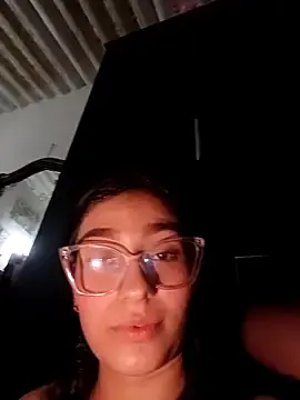 Stripchat Adult Webcam of Ary-18