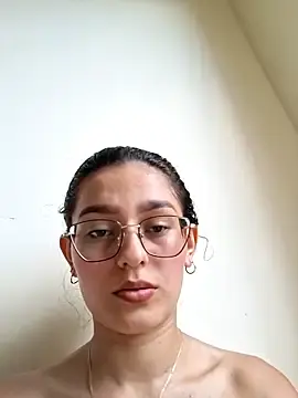 Stripchat Live Sex Cam of Ary-18