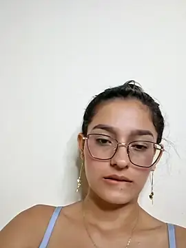 Stripchat Live Sex Cam of Ary-18