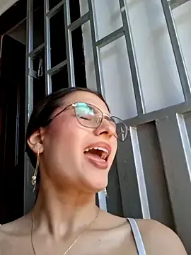 Stripchat Sex Cam of Ary-18