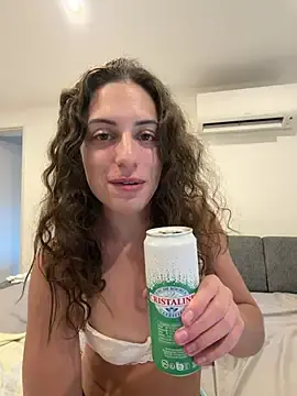 Stripchat Live Sex Cam of CoquineCharmeuse