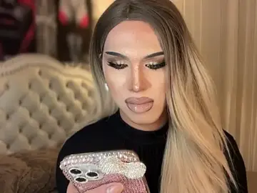 Stripchat Free Live Porn of Ts_glamxx