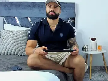 Stripchat Nude Webcam of Zack_Froone