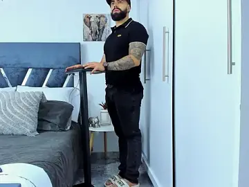 Stripchat Adult Webcam of Zack_Froone