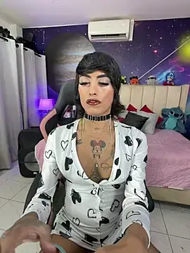 Stripchat Free Live Porn of Nella_Dolls